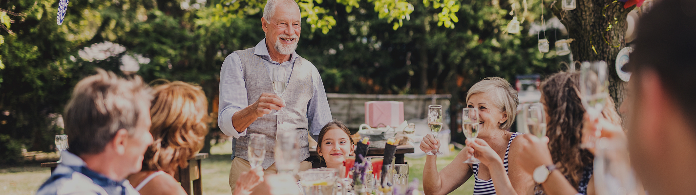 בואו לחגוג על שפת האגם